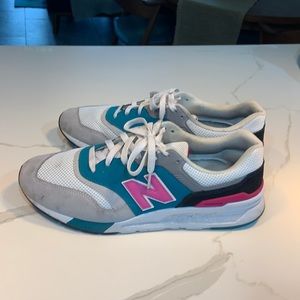 🔁  New Balance	997 'Grey Pink Green' - Mens 11.5